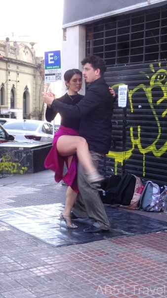 2024-09-15-32-Tango-Defensa-Sunday-Market