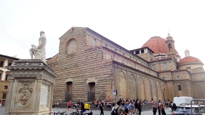 2023-09-20-118-Florence-Piazza-di-San-Lorenzo