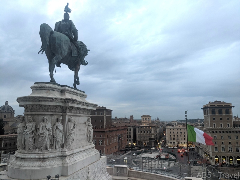 2023-09-22-49b-Rome-Piazza-Venezia-from-The-Vittoriano