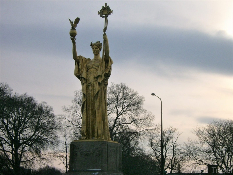 Statue of the Republic