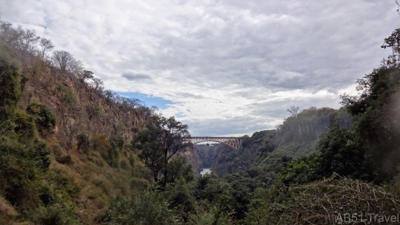 78-2022-07-24-Walk-to-Boiling-Pot-at-Victoria-Falls